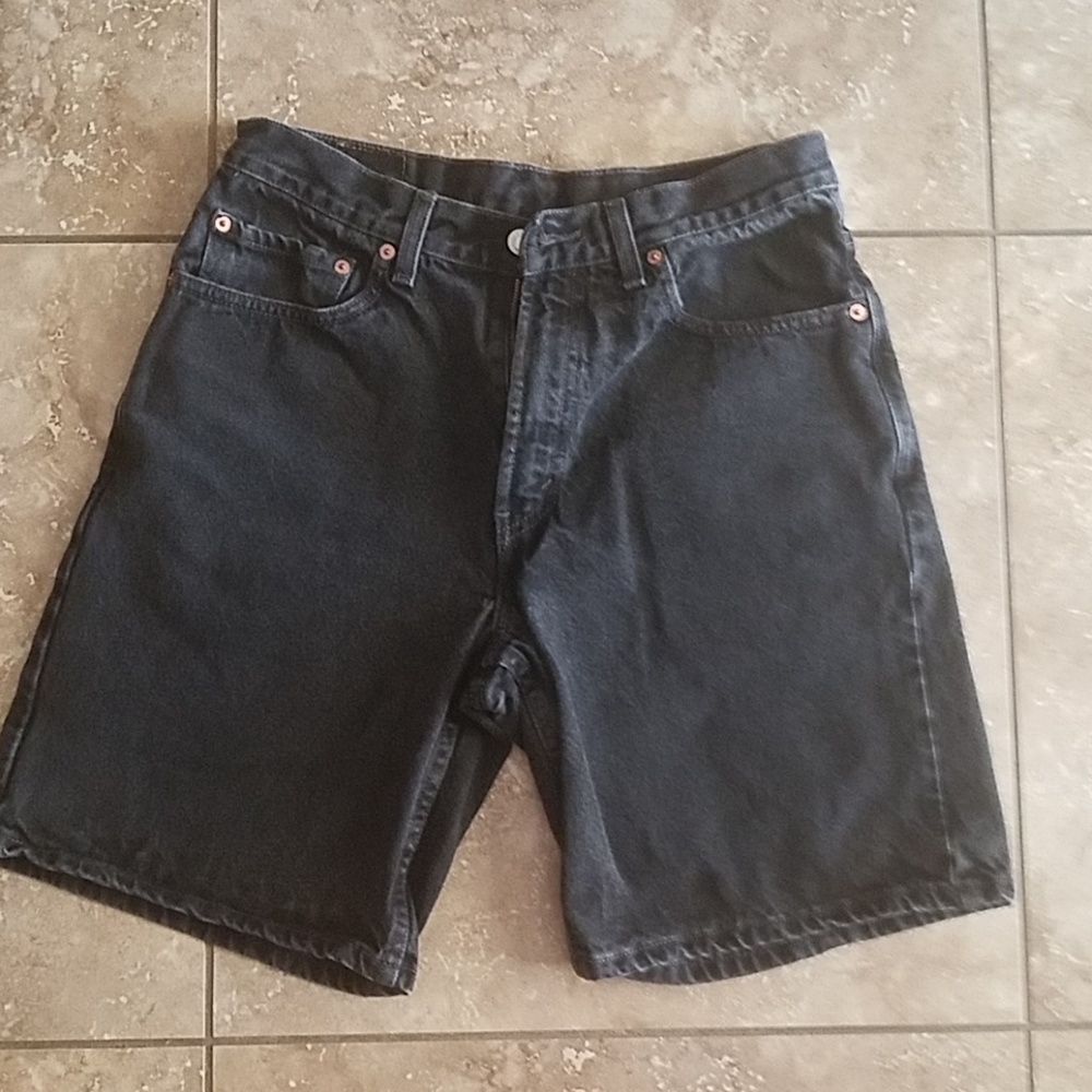 Men's Levi's 550 shorts Size 32